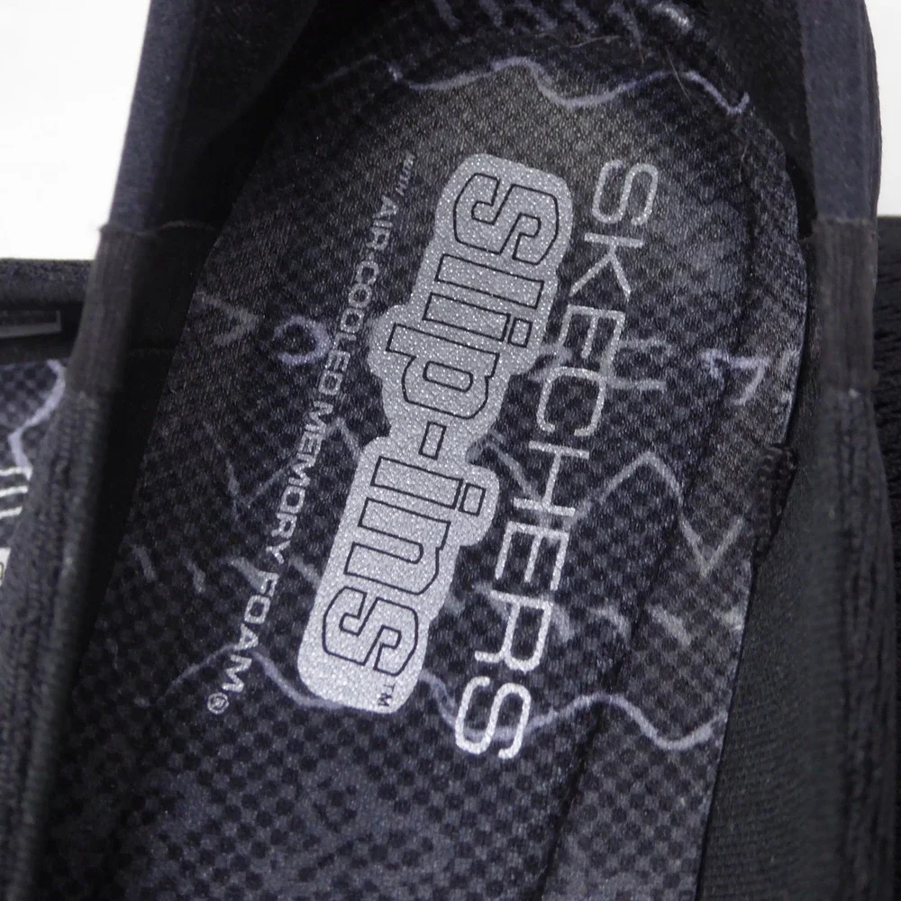 Skechers Womens Slip-Ins Reggae Fest 2.0 Walking Shoes Black Textile 7.5
